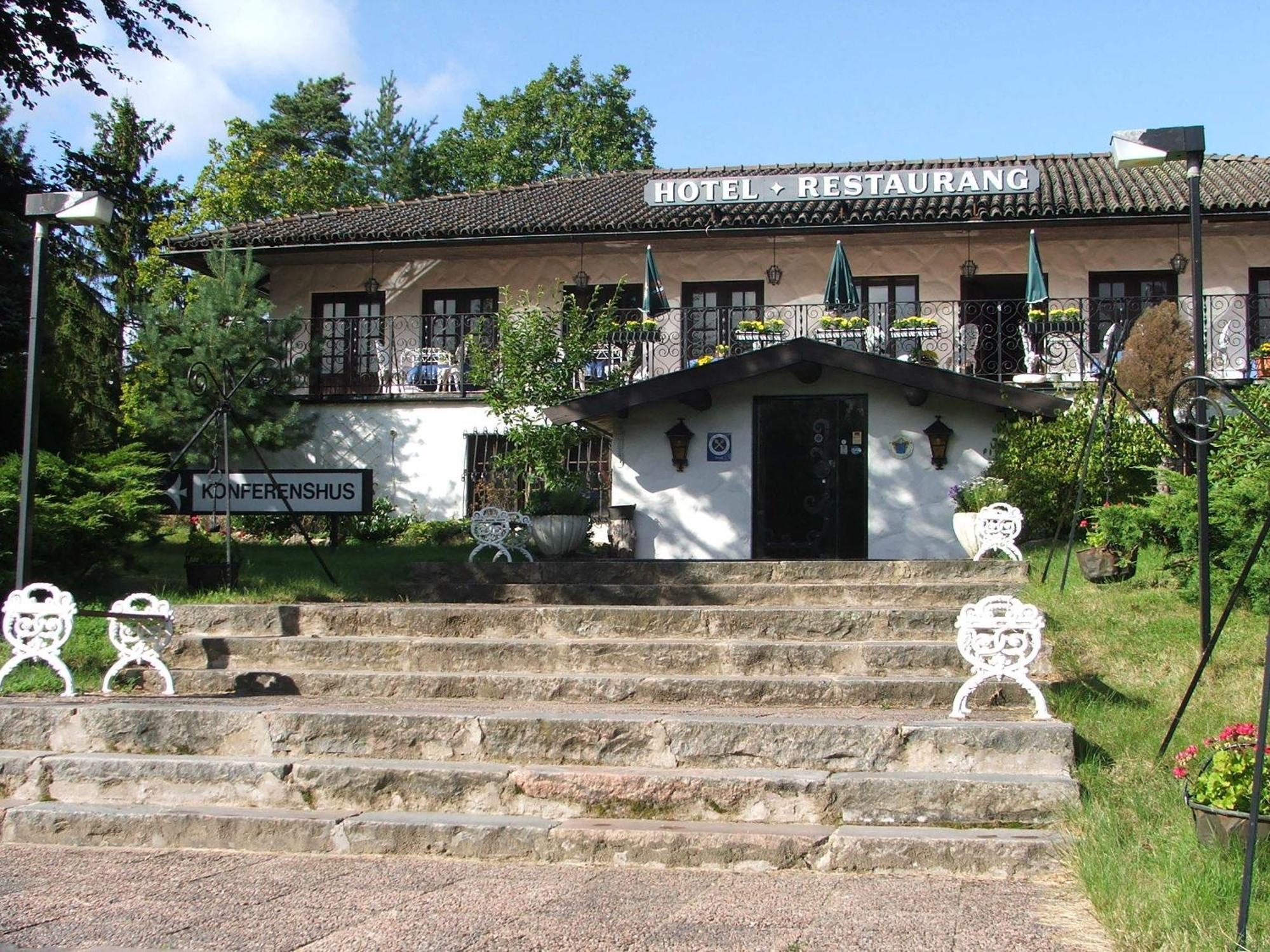 Tallhöjden Hotel&Cottage Lodge Simlångsdalen Buitenkant foto